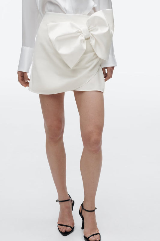 Spring White High Waist Satin Skirt Women Irregularly Slimming A Line Skirt