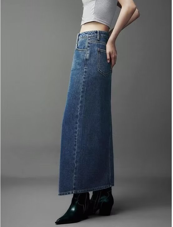 Jupe de niche d'été asymétrique à patte oblique et fente sur le devant en jean pour femmes