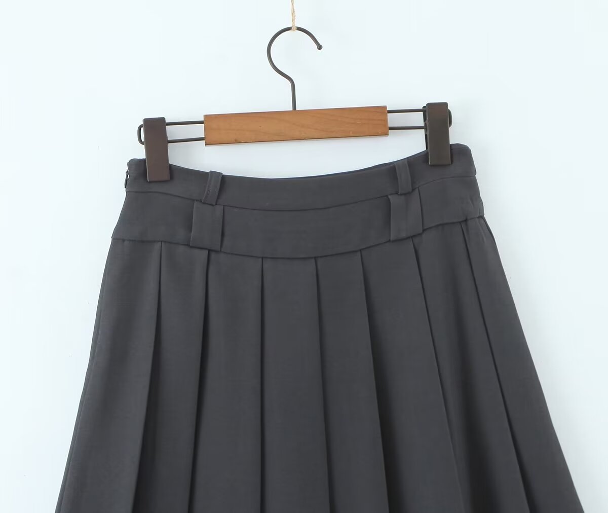 Autumn High Waist Slimming Gray Pleated Skirt Long Skirt for Women