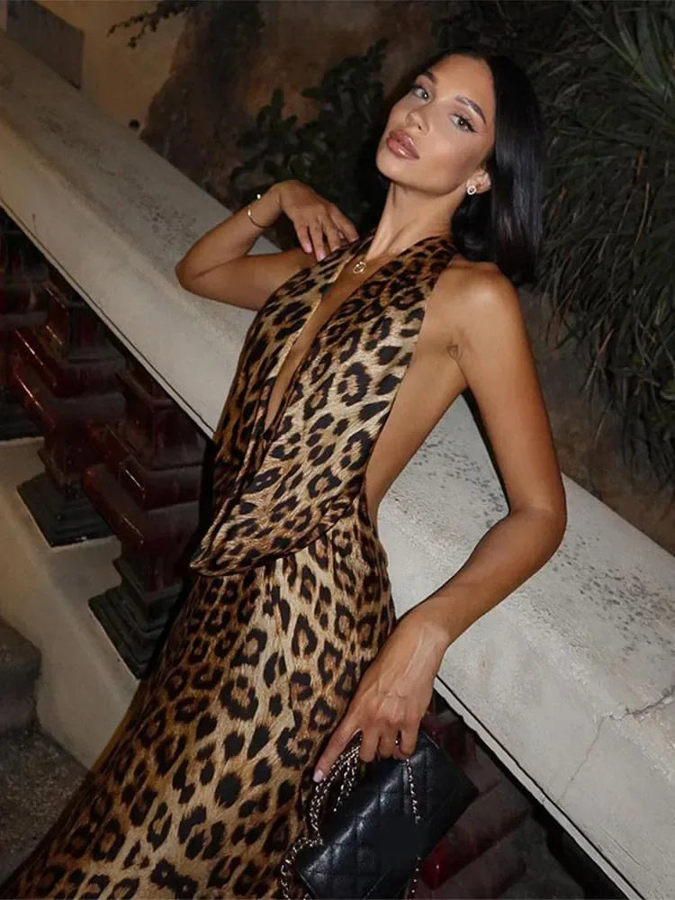 Sexy Backless Leopard Gedruckt Hang-neck Kleid Frauen Mode Lace Up Sleevelss Plissee Maxi Kleider 2024 Sommer Dame Streetwear