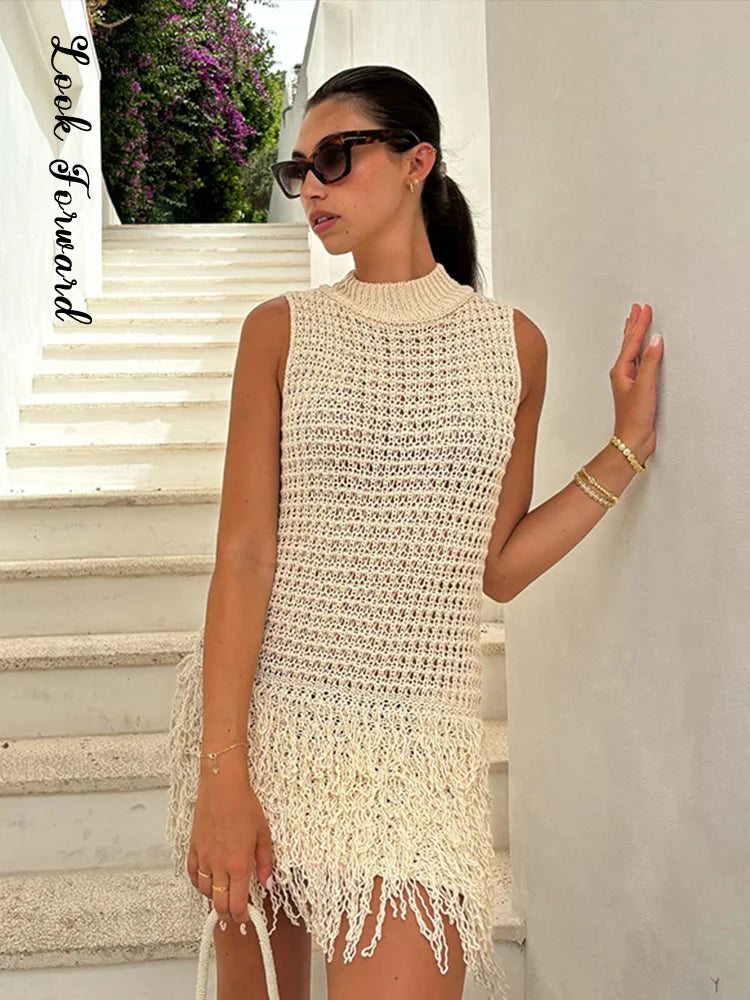 Robe courte en tricot à pompons ajourés pour femme, slim, col rond, sans manches, au crochet, élégante, été, 2024, pour femme, tenue de plage, de fête